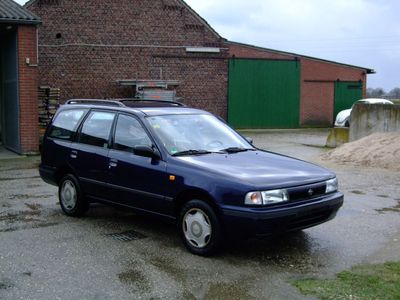 Автостекла Nissan Sunny Y10 c установкой в Москве